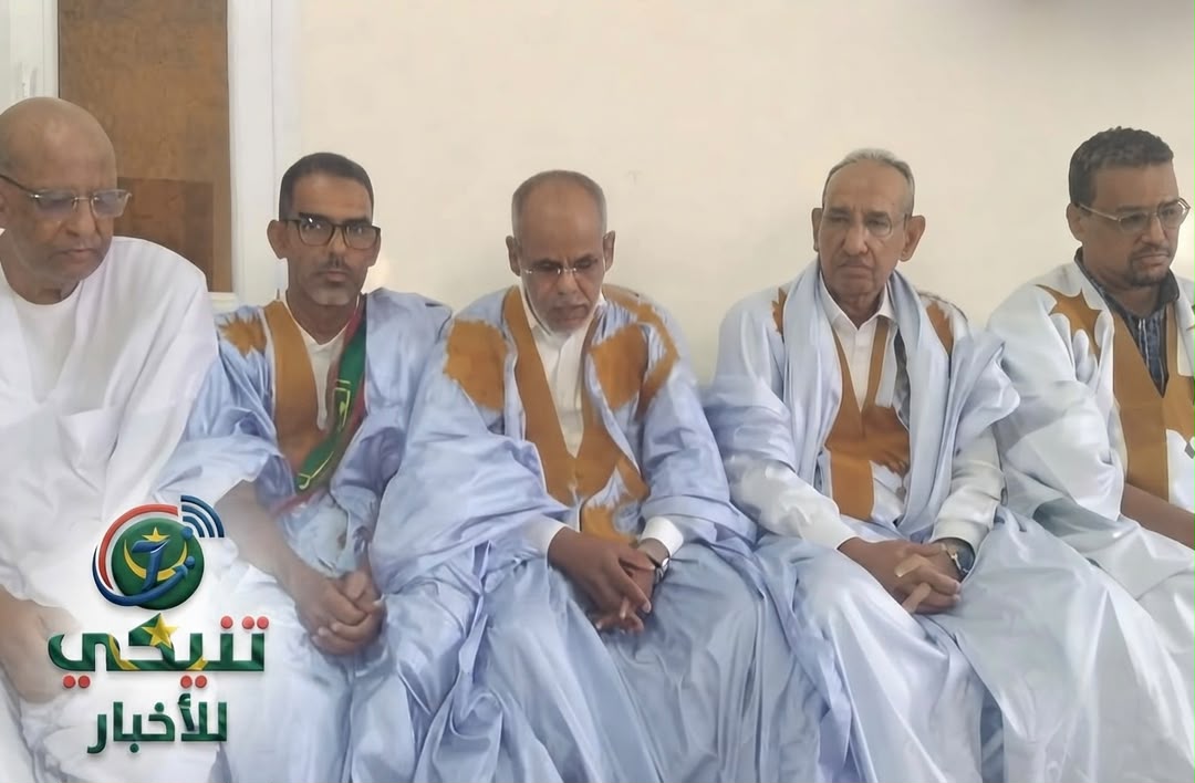 مستشار بالرئاسة يقدم تعازي الرئيس لأسرة أهل أباه في النباغية