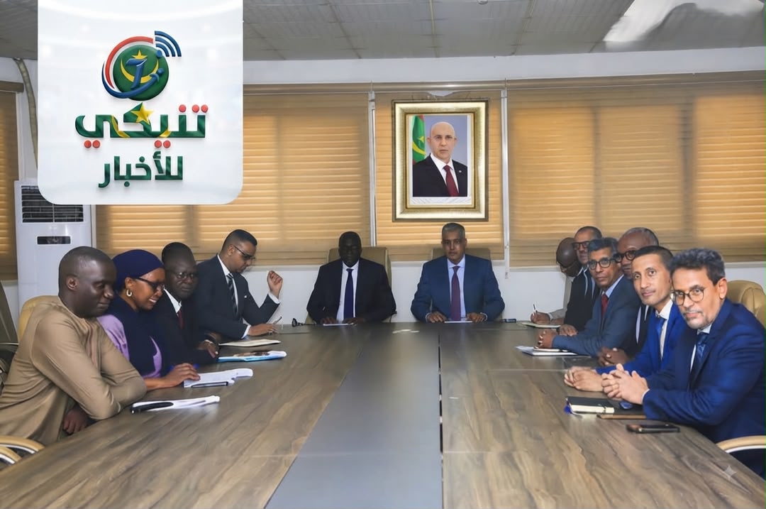 وزير الطاقة والنفط يبحث مع نائب رئيس البنك الدولي سبل تعزيز التعاون