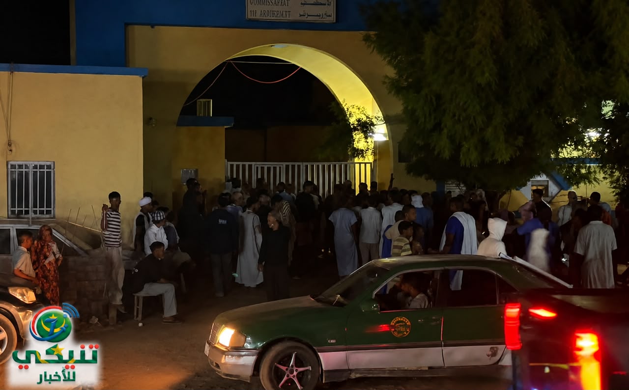 شجار عائلي ينتهي بمأساة في الزويرات.. مقتل شاب طعناً على يد ابن عمه