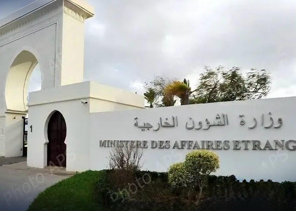 الجزائر تعلن قطع علاقاتها الدبلوماسية مع الإمارات