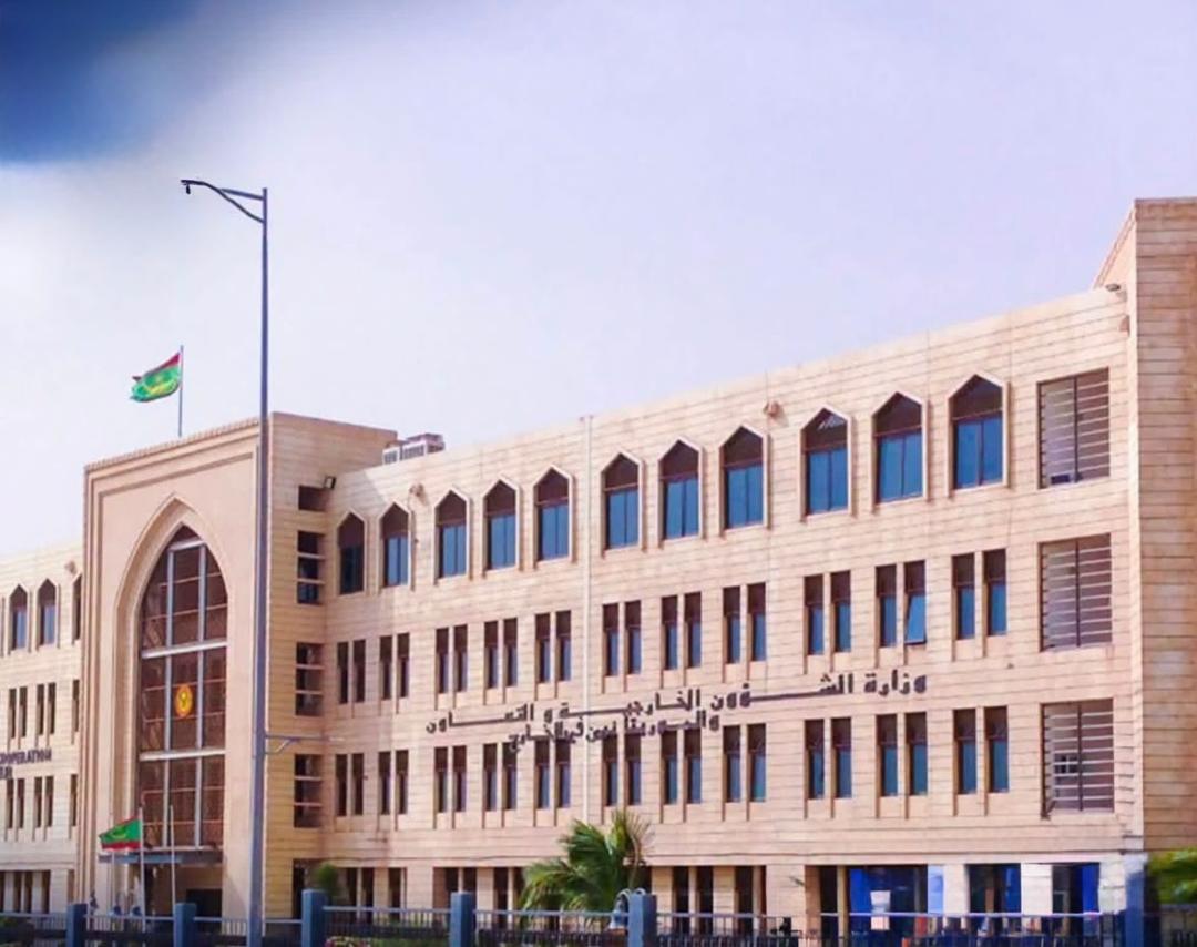 موريتانيا تدين استهداف مطاري الرياض وأبها وتعلن تضامنها الكامل مع السعودية