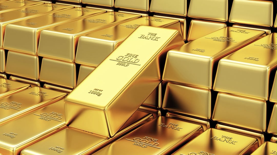 الذهب يرتفع بنحو 1% متعافيًا من أدنى مستوى له في أسبوع